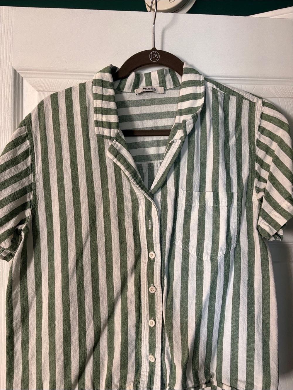 Madewell Green and White Vertical Stripe Short-Sleeve Button-Up